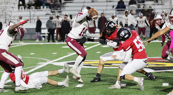 82 Evan Bailey (22)