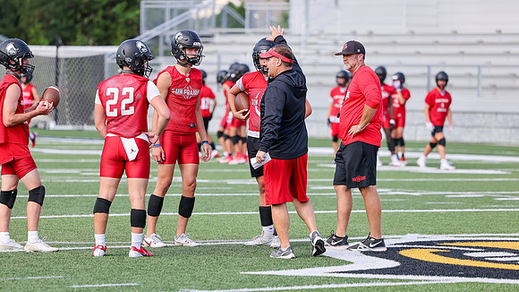 Coach Brian Kaminski (4)