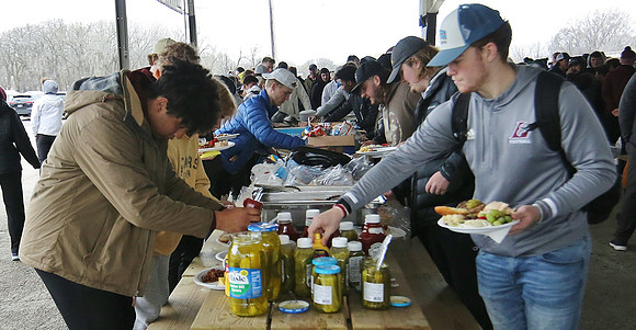 5-1-22 Spring Football Picnic 2022 (17)