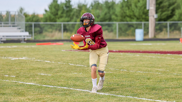 9-4-25 OMRO Foxes vs. Waupun 100 (9)
