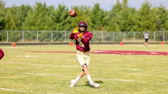 9-4-25 OMRO Foxes vs. Waupun 100 (18)