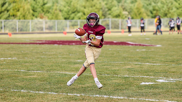 9-4-25 OMRO Foxes vs. Waupun 100 (26)