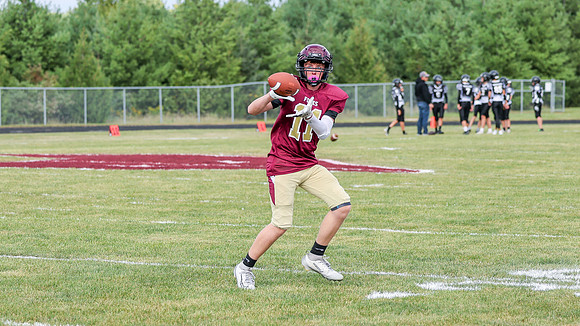 9-4-25 OMRO Foxes vs. Waupun 100 (34)