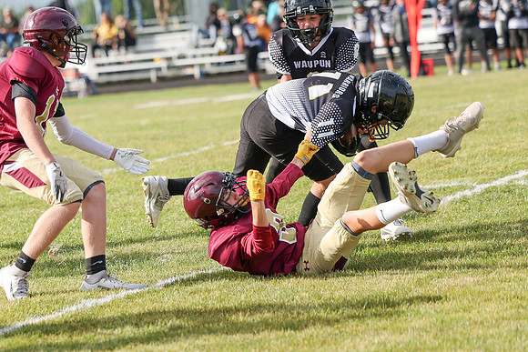 9-4-25 OMRO Foxes vs. Waupun 100 (72)