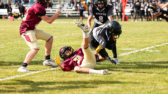 9-4-25 OMRO Foxes vs. Waupun 100 (74)