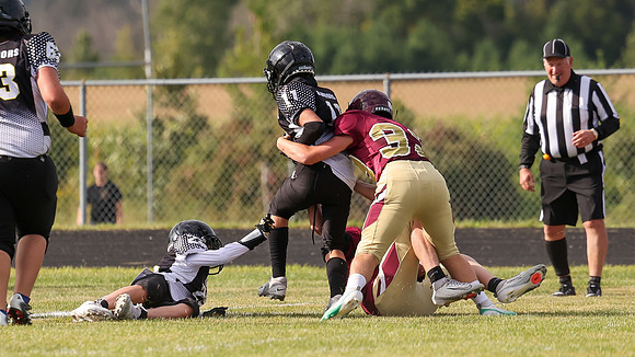 9-4-25 OMRO Foxes vs. Waupun 100 (89)
