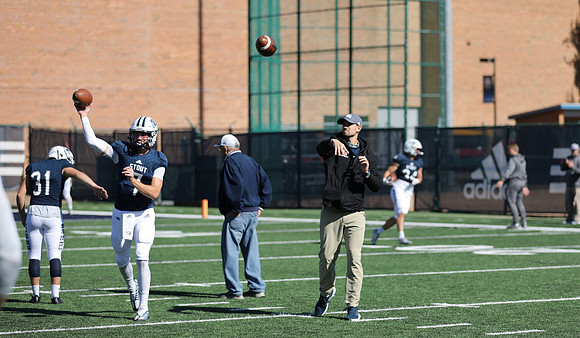 10-8-22 Stout vs. UWL Game  (17)