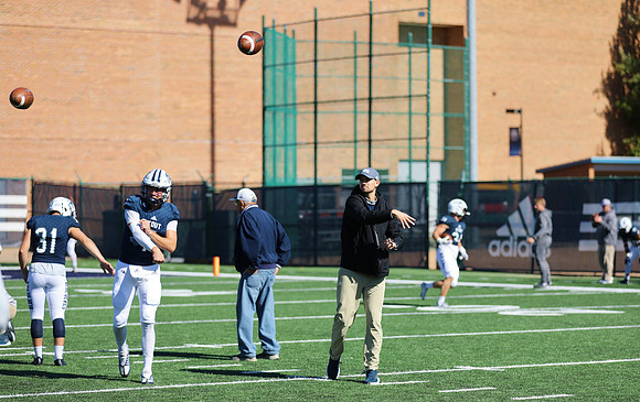 10-8-22 Stout vs. UWL Game  (18)