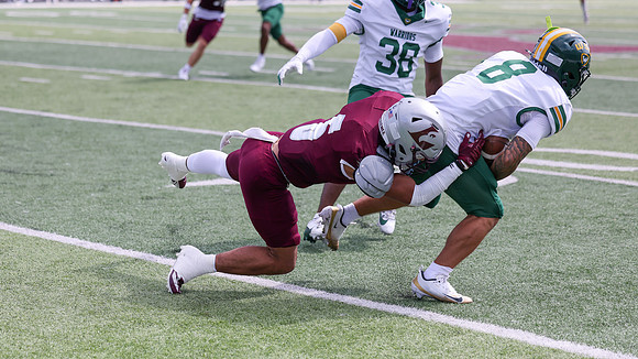 6 Najeh Mitchell (11)