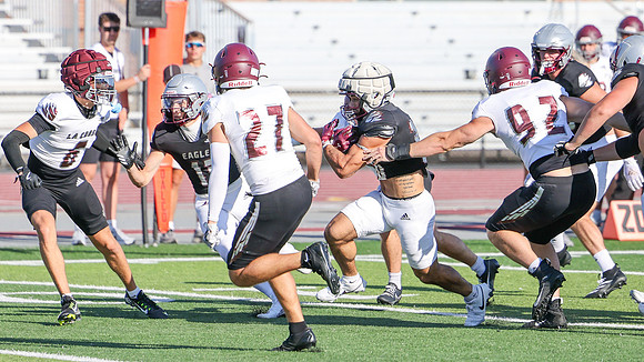30 Gabe Lynch (33)