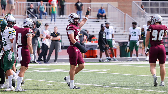 45 Aaron Winters (24)