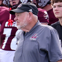 Coach Mike Anderson (6)