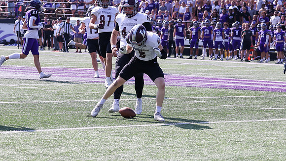 10-4-25 EAGES vs. Whitewater (875)