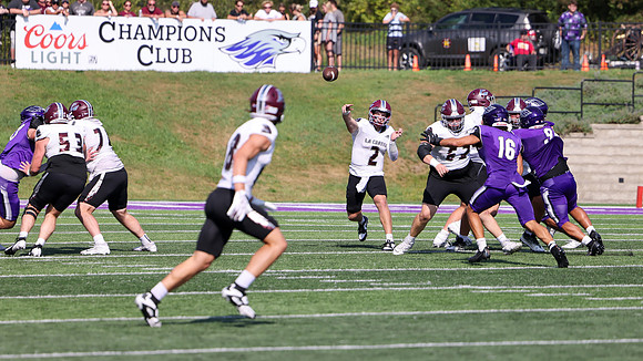 2 Kyle Haas (28)