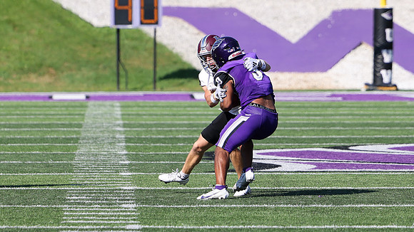 11 Jared Pelishek (29)