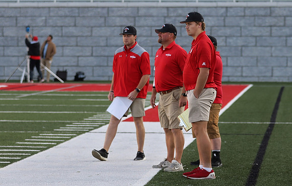 Coach Jesse Klemp  (11)