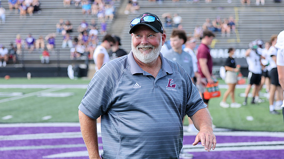 Coach Jon Larson (1)