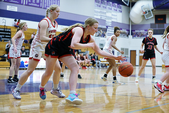 12-28-22 VARSITY vs. Seymour at Waunakee Holiday Tournament  (61)