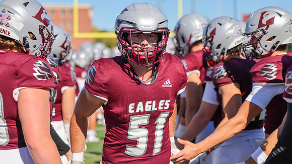 10-11-25 EAGLES vs. UW Eau Claire (896)