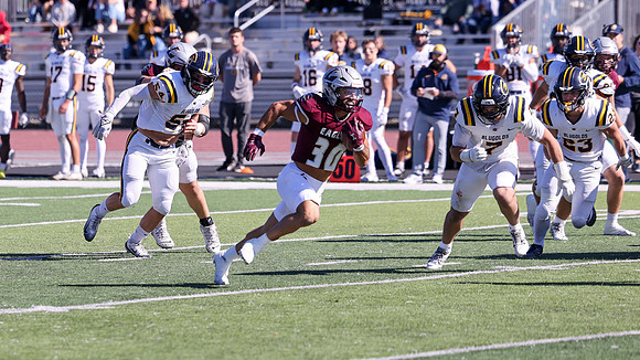 10-11-25 EAGLES vs. UW Eau Claire (1354)