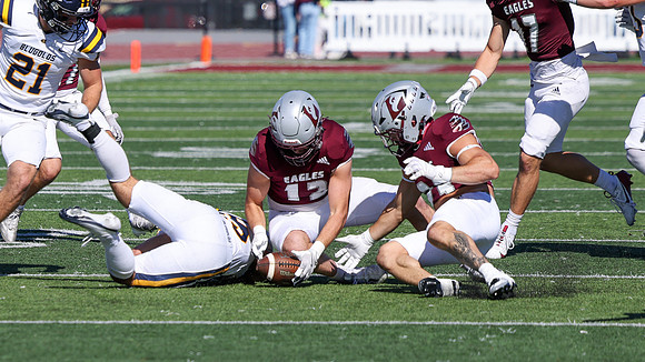 10-11-25 EAGLES vs. UW Eau Claire (1500)