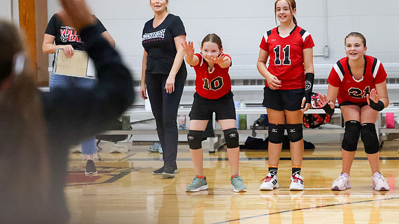10-13-25 Ariella Volleyball (6)