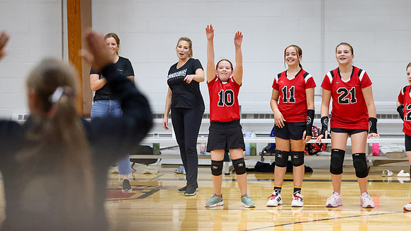 10-13-25 Ariella Volleyball (9)