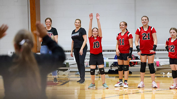 10-13-25 Ariella Volleyball (12)
