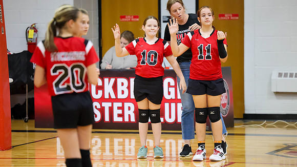 10-13-25 Ariella Volleyball (24)