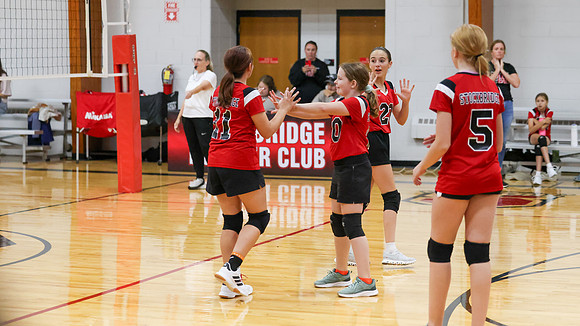 10-13-25 Ariella Volleyball (92)