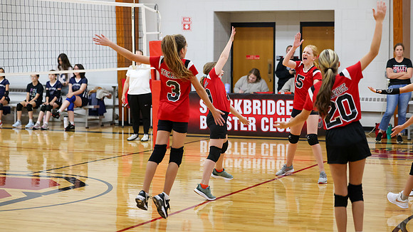 10-13-25 Ariella Volleyball (121)