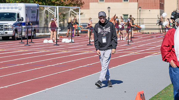 10-11-25 Daniel Lins at EAGLES vs. UW Eau Claire (2239)