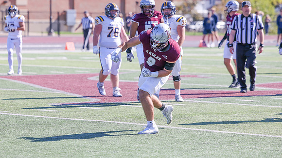9 Tyler Burkley (9)