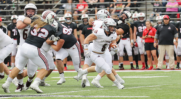 6 Joey Stutzman (33)