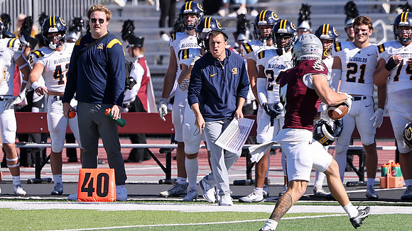 10-11-25 vs. UW La Crosse (1)
