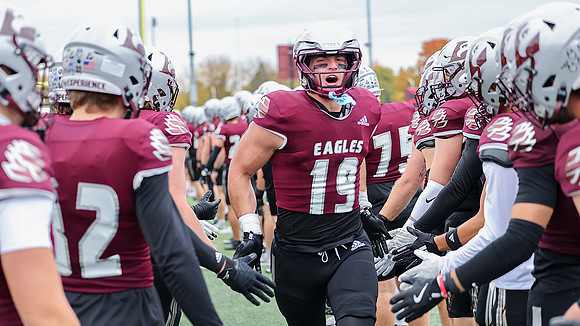 10-25-25 EAGLES vs. UW Oshkosh (456)