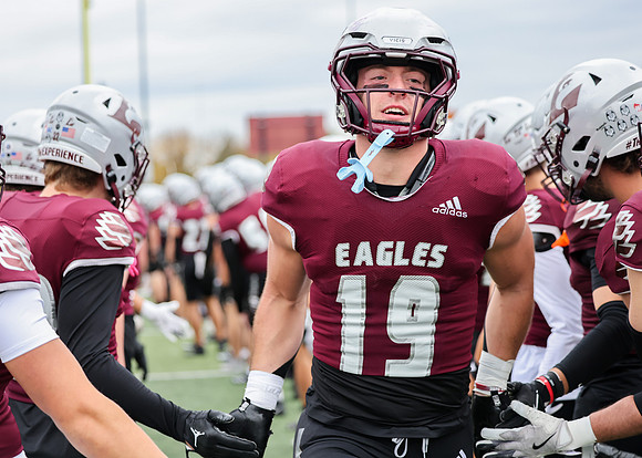 10-25-25 EAGLES vs. UW Oshkosh (460)
