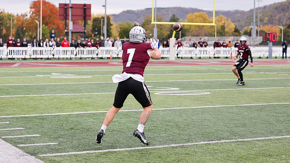 10-25-25 EAGLES vs. UW Oshkosh (766)