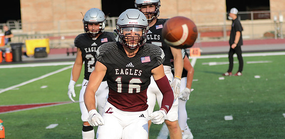 16 Tyler Stoltenburg  (2)