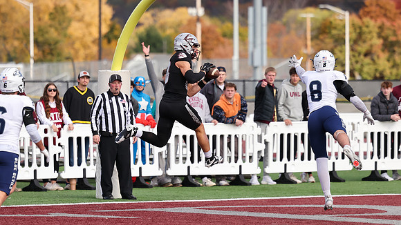 11-1-25 EAGLES vs. UW Stout (1309) - Copy
