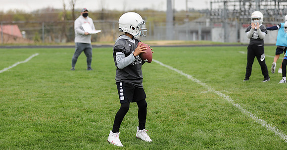 4-11-21 4th Grade C vs. 4th Grade D (5)