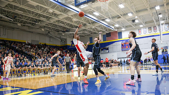 3-13-25 Sectional Semifinal vs. Kettle Moraine (32)