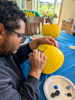 10-11-25 Decorating Pumpkins (8)