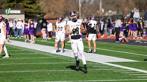 13 Evan Richmond (6)