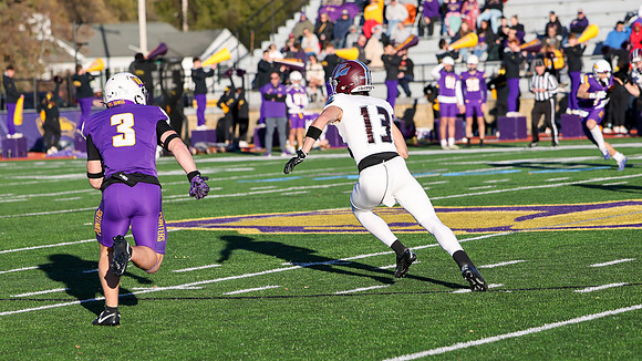 13 Evan Richmond (9)