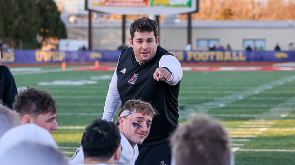 Coach Matt Janus (18)