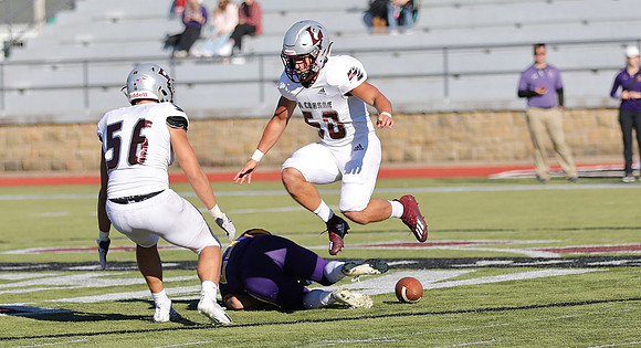 50 Connor Fahnrich (8)