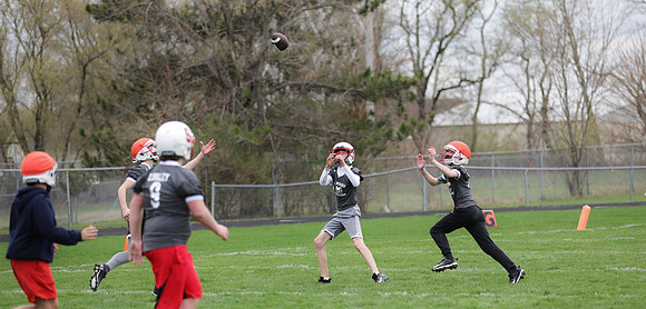 4-11-21 8th Grade Longley SH vs. 8th Grade White SH  (105)