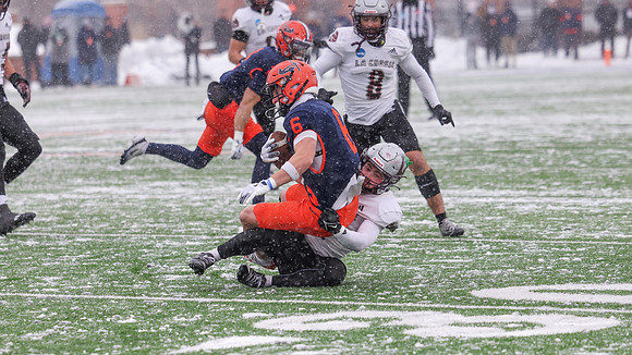 11-19-25 EAGLES vs. Hope College (574)