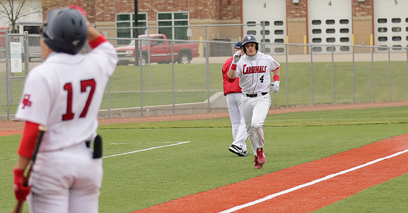 4 Josh Caron (52)